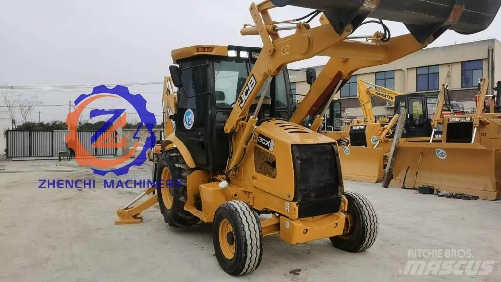 JCB 3 CX Buldoexcavatoare