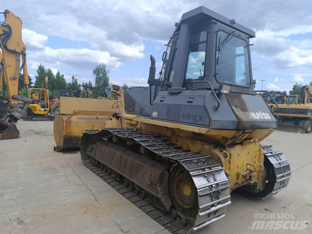Komatsu D61EXL-12 Buldozere pe senile