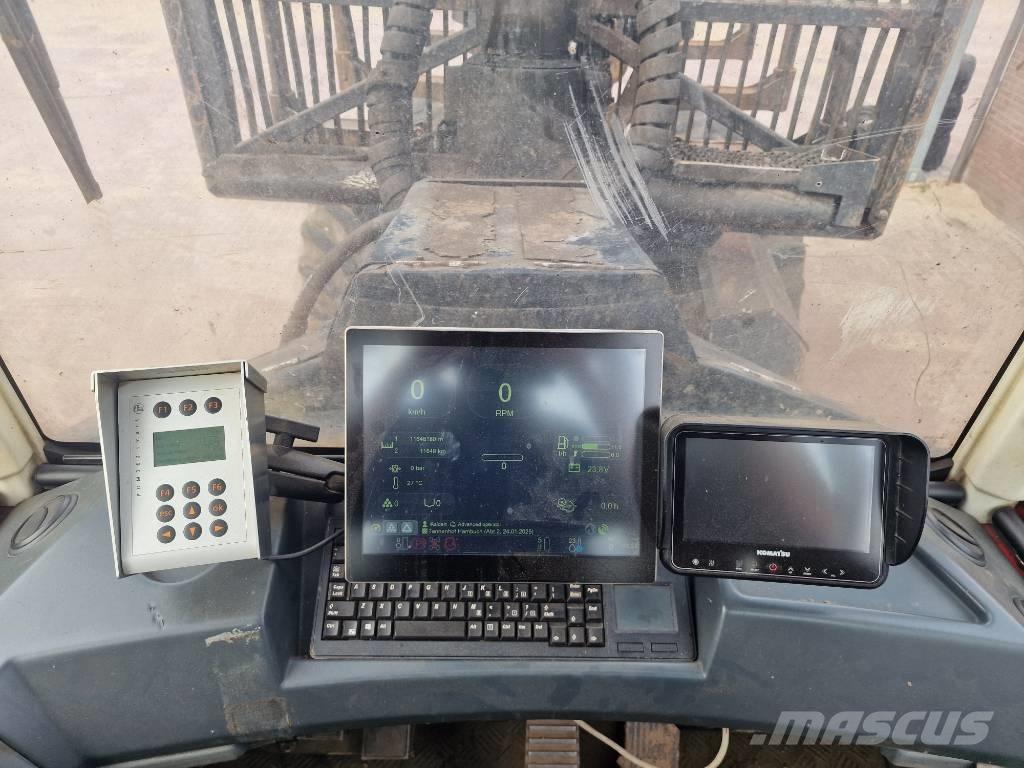 Komatsu 855 Transportoare