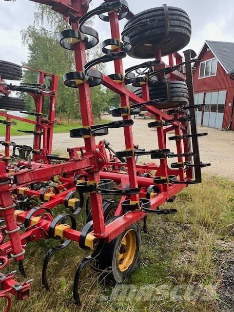 Väderstad NZ 5,80 Grapa si pluguri rotative