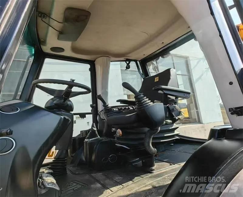 JCB 3CX Buldoexcavatoare