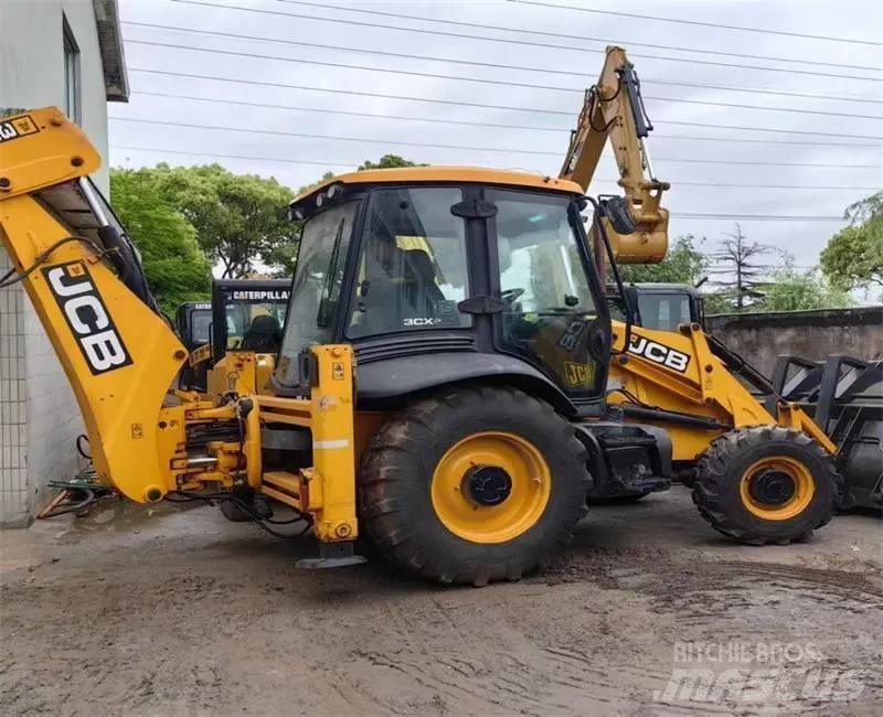 JCB 3CX Buldoexcavatoare