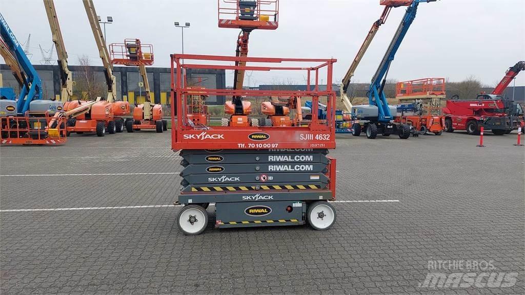 SkyJack SJIII4632 Platforme foarfeca