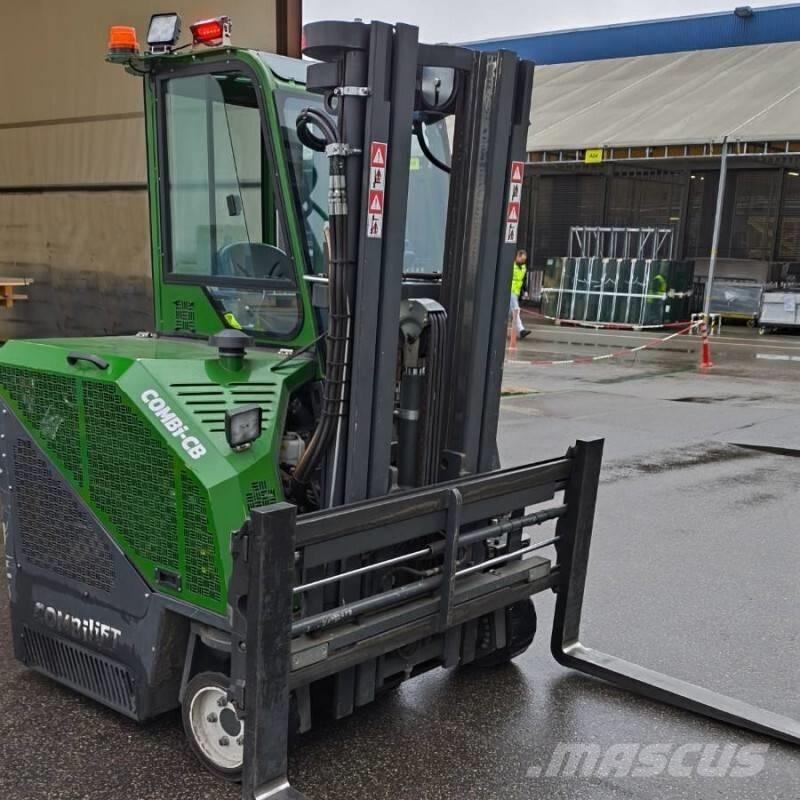 Combilift CB 2500 Stivuitoare cu patru brate