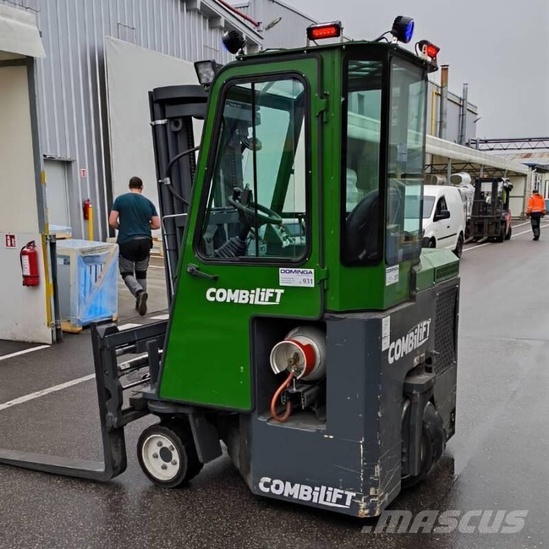 Combilift CB 2500 Stivuitoare cu patru brate