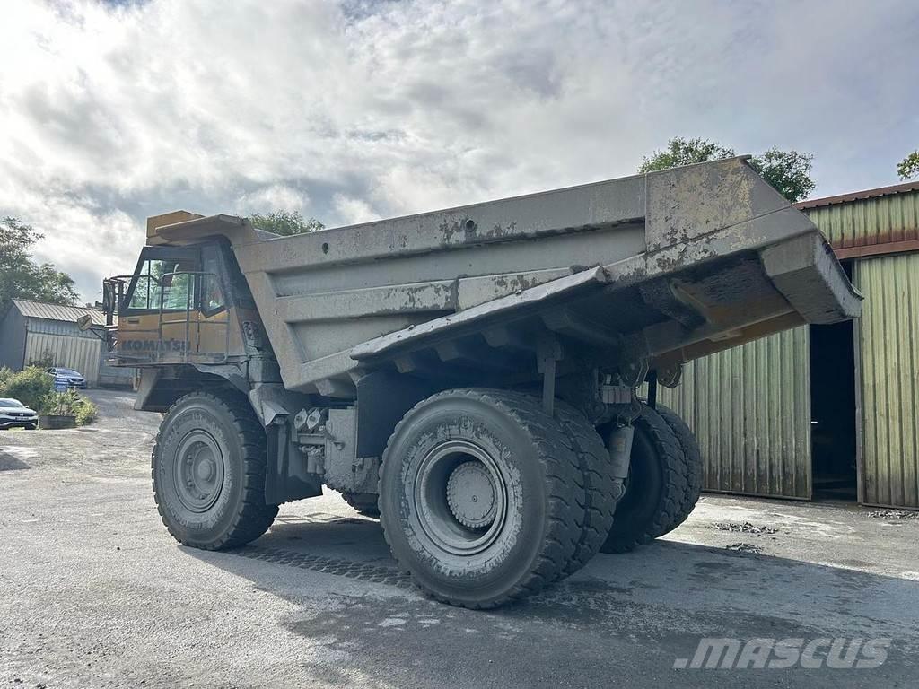 Komatsu HD605-7 Minitractor de teren