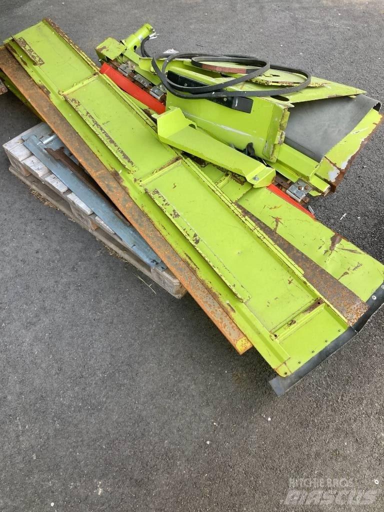 CLAAS Tucano 480 Combine de secerat
