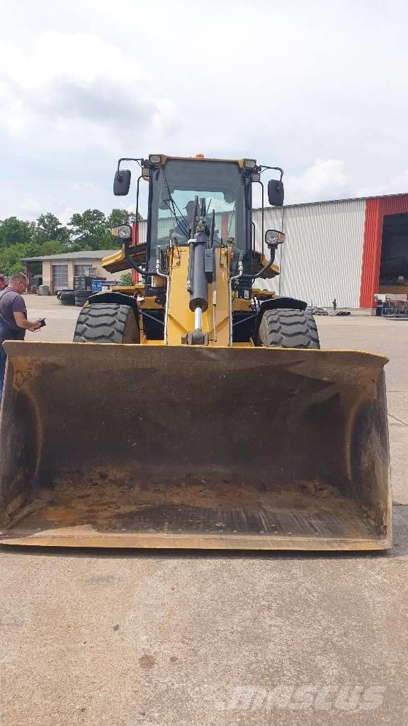 CAT 930 H Incarcator pe pneuri