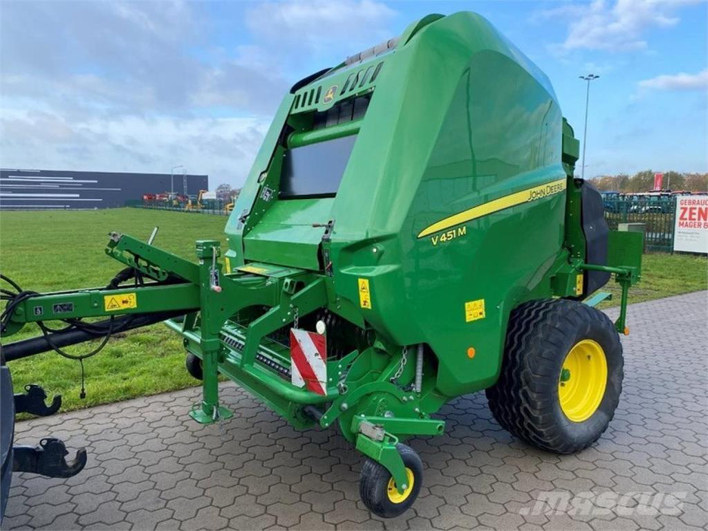 John Deere V 451 M Masina de balotat cilindric