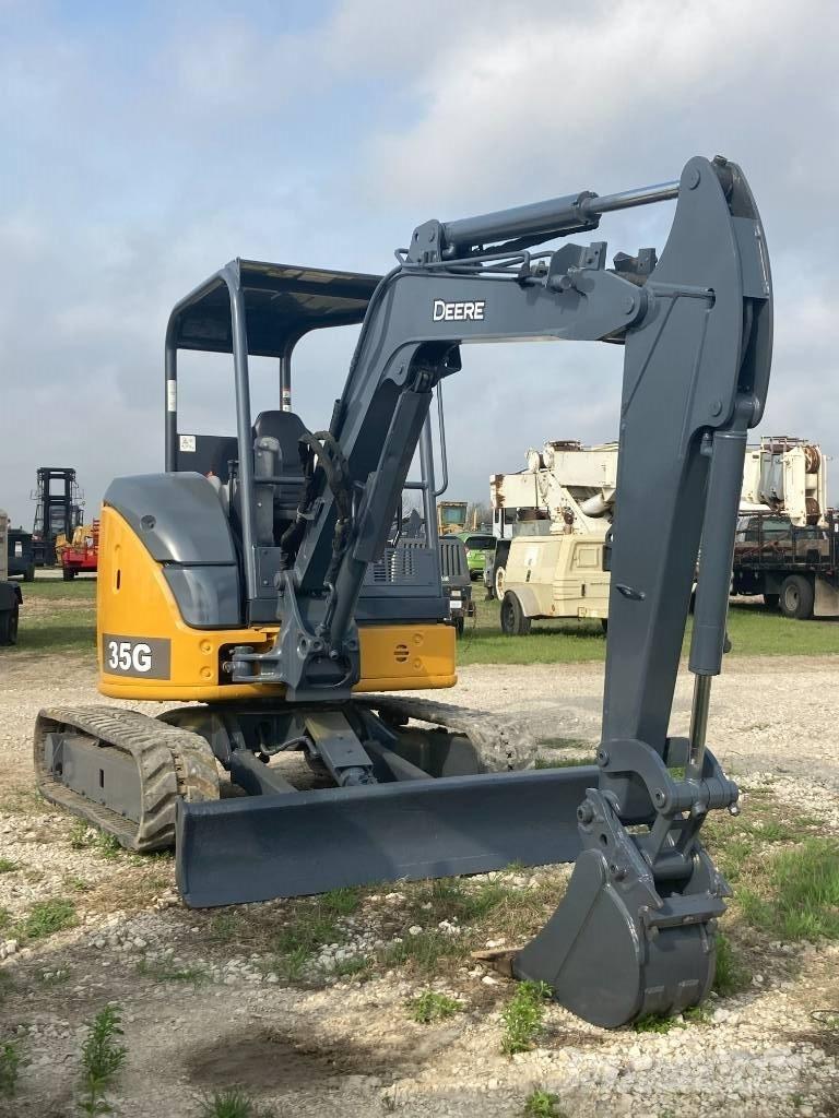 John Deere 35 G Excavatoare pe șenile
