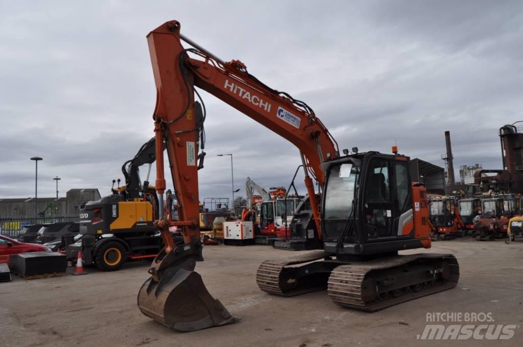 Hitachi ZX 135 US-7 Excavatoare pe șenile
