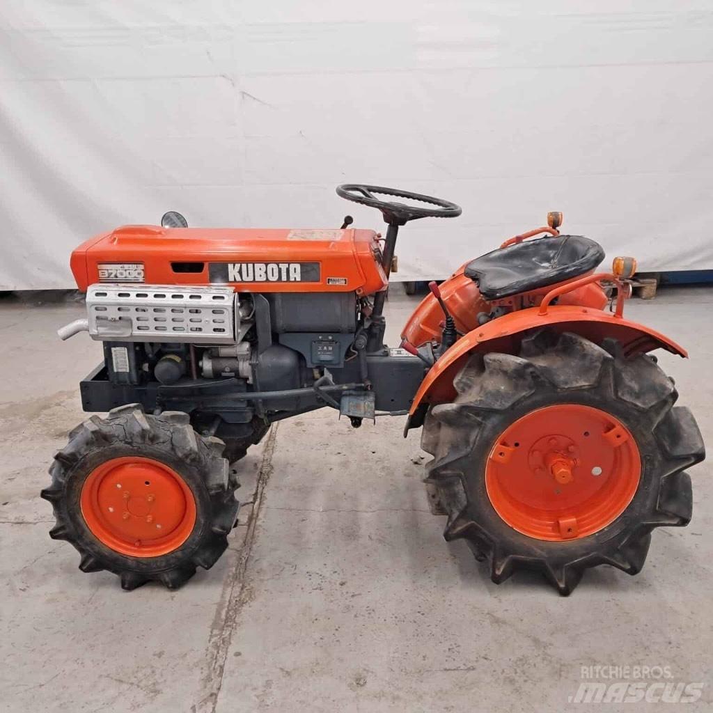 Kubota B 7000 Tractoare