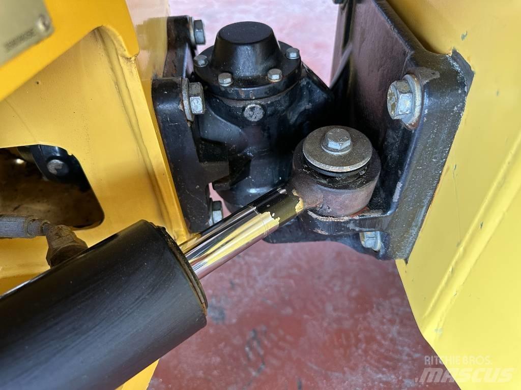 Dynapac CC 900 S Cilindri compactori dubli