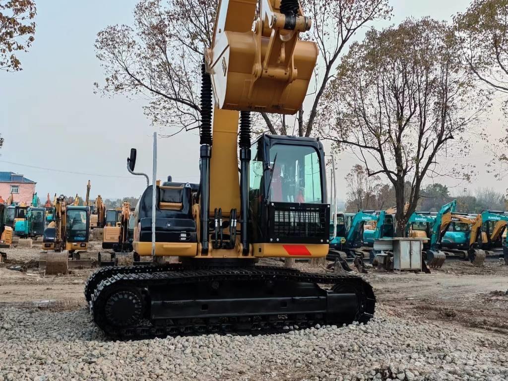 CAT 320 D Excavatoare pe șenile
