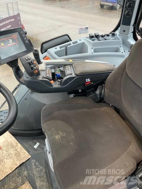 Valtra T214 Versu Tractoare