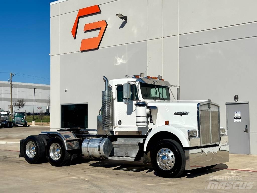 Kenworth W 900 Autotractoare