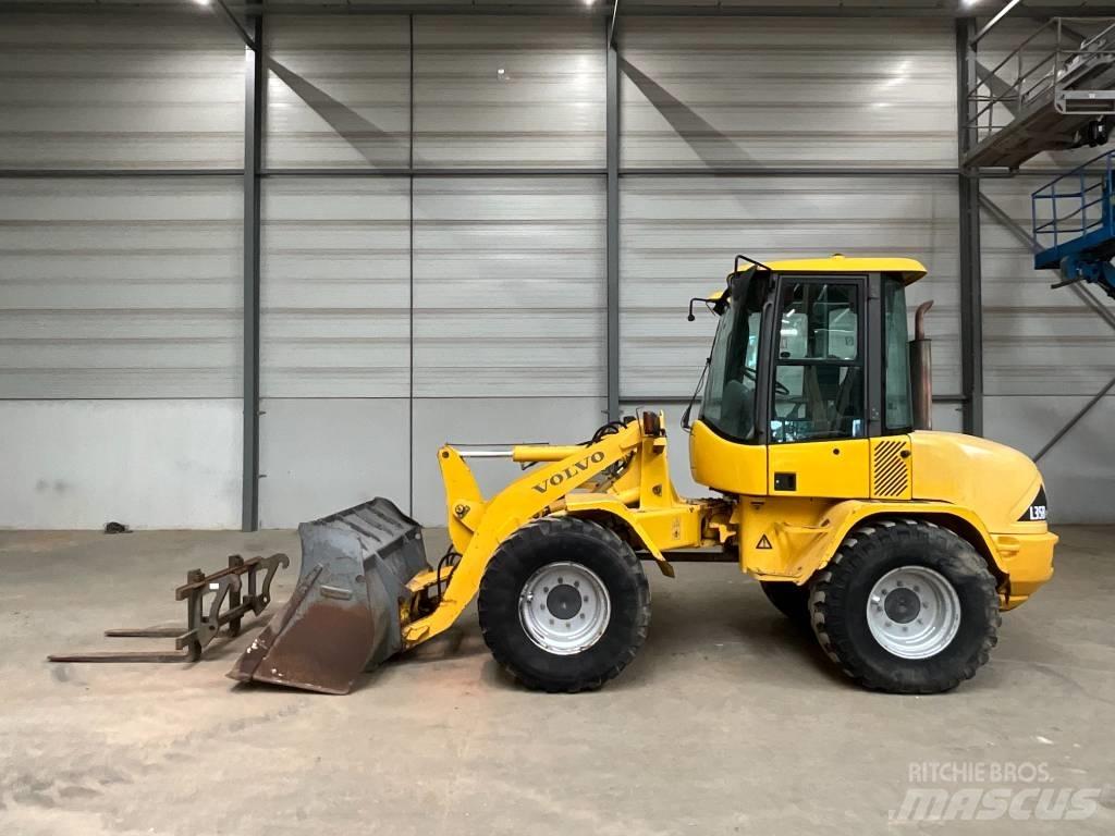 Volvo L 35 B-Z Incarcator pe pneuri