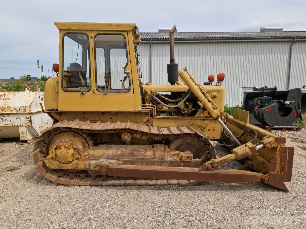 CAT D 4 D Buldozere pe senile
