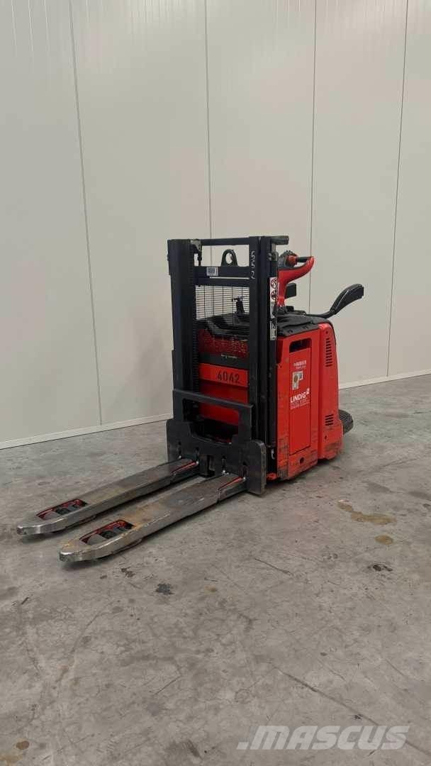 Linde D12AP Transpaleti autopropulsanti