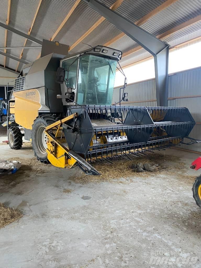 Sampo 2045 Tornado Combine de secerat