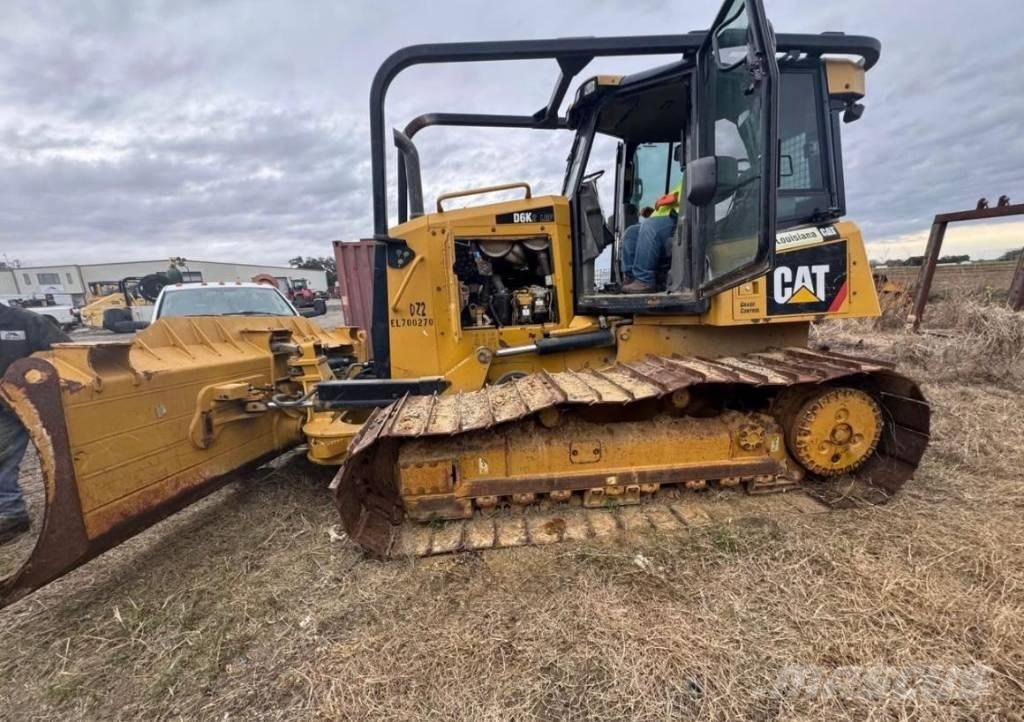 CAT D 6 M Buldozere pe senile
