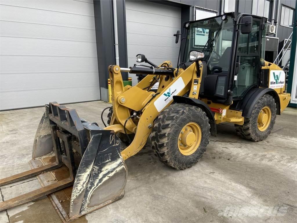 CAT 906M (7164) Incarcatoare multifunctionale