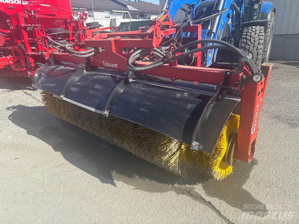 Tokvam FK Alte masini pentru drum si zapada
