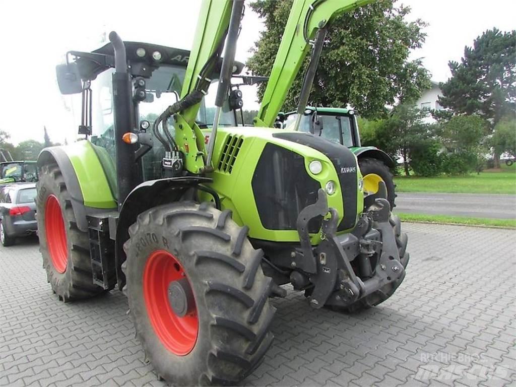 CLAAS Arion 650 Tractoare