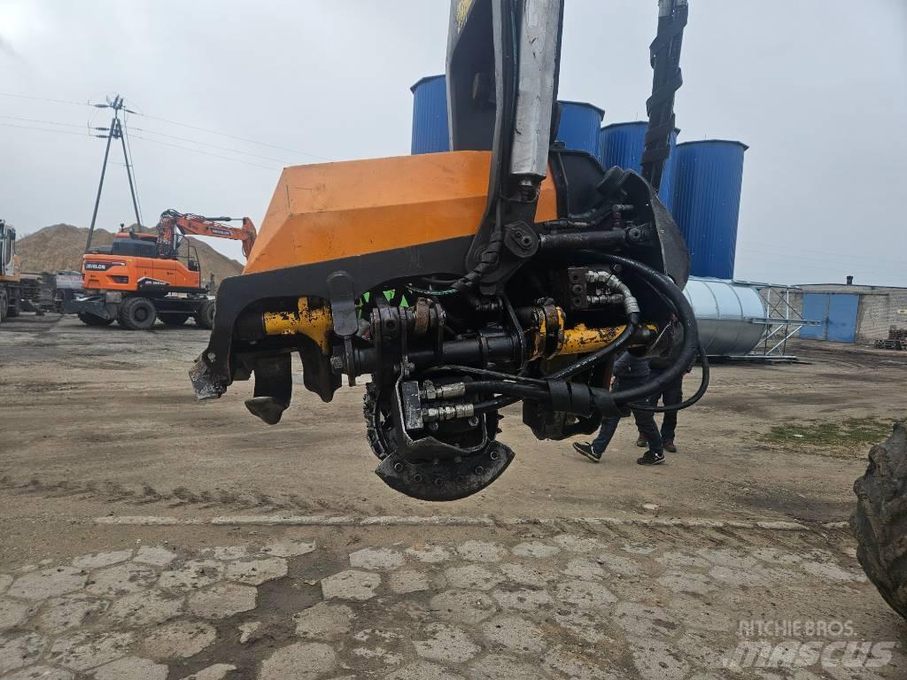 Ponsse Ergo 6W Combine forestiere