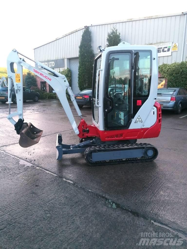 Takeuchi TB216 Mini excavatoare < 7t