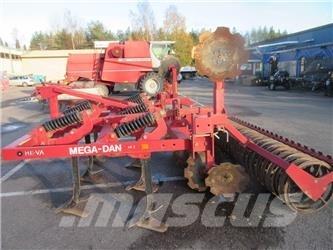 He-Va 3 m Mega-Dan Cultivatoare