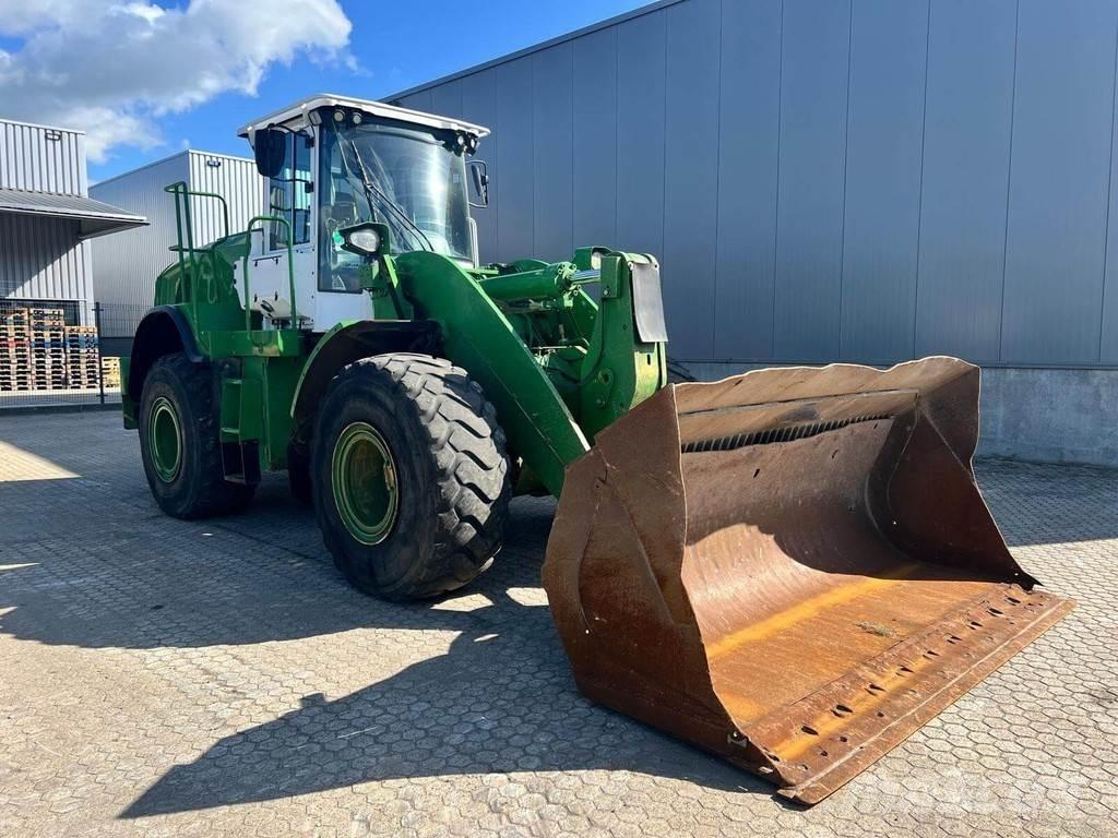 CAT 950M Incarcator pe pneuri