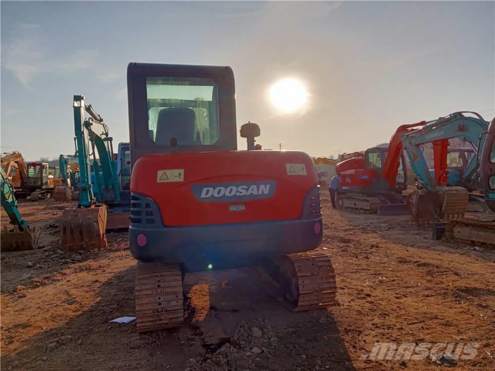 Doosan DH 60-7 Mini excavatoare < 7t