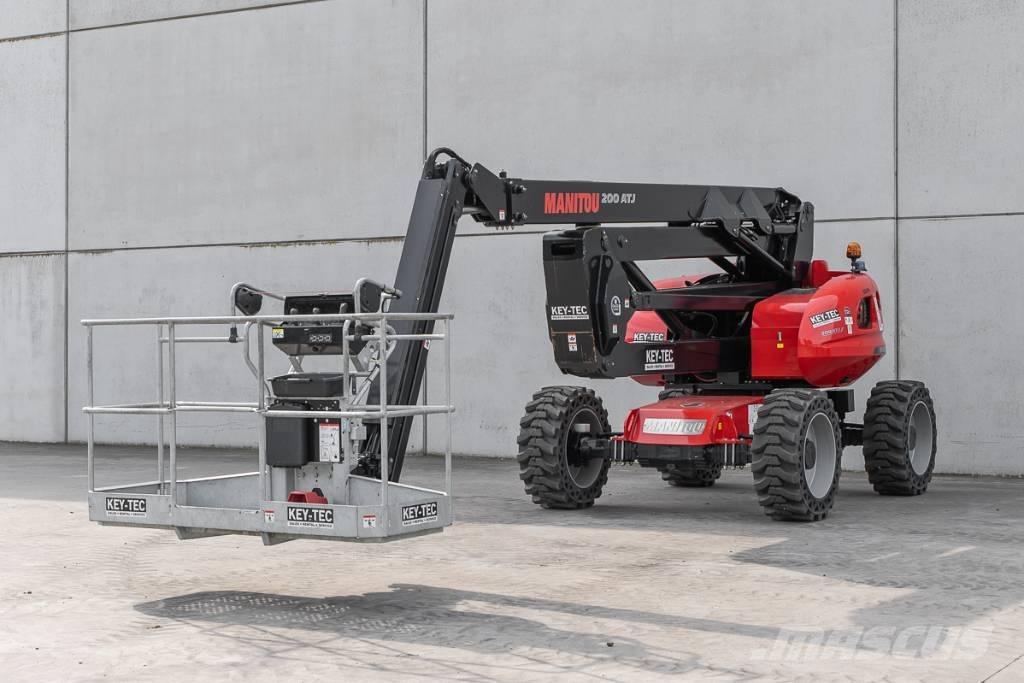 Manitou 200 ATJ Nacele cu brat articulat