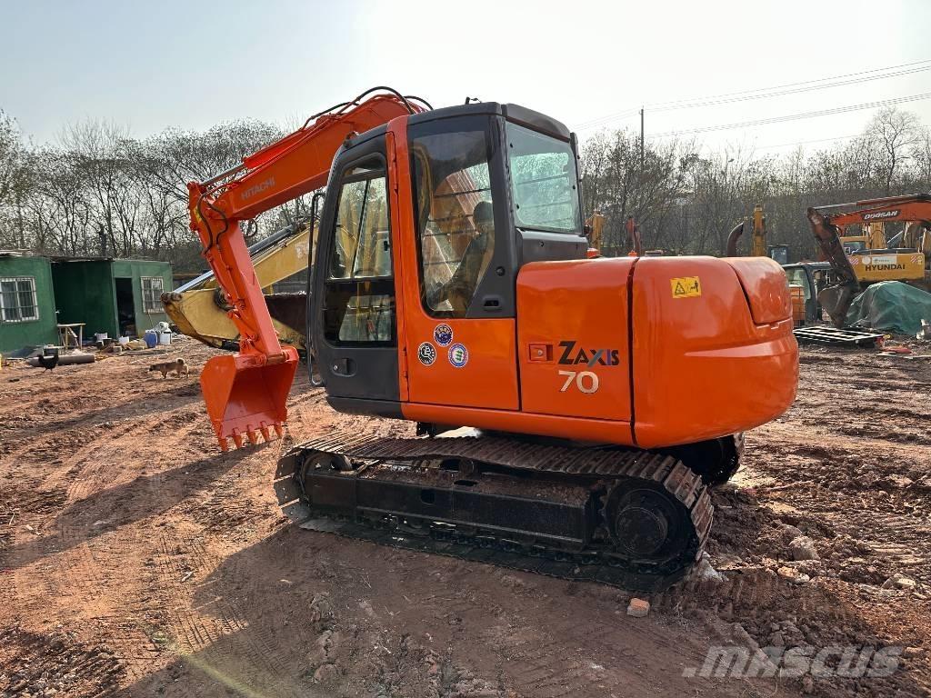 Hitachi ZX 70 Excavatoare 7t - 12t
