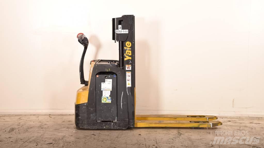 Yale MS 14 AC Transpaleta manuala