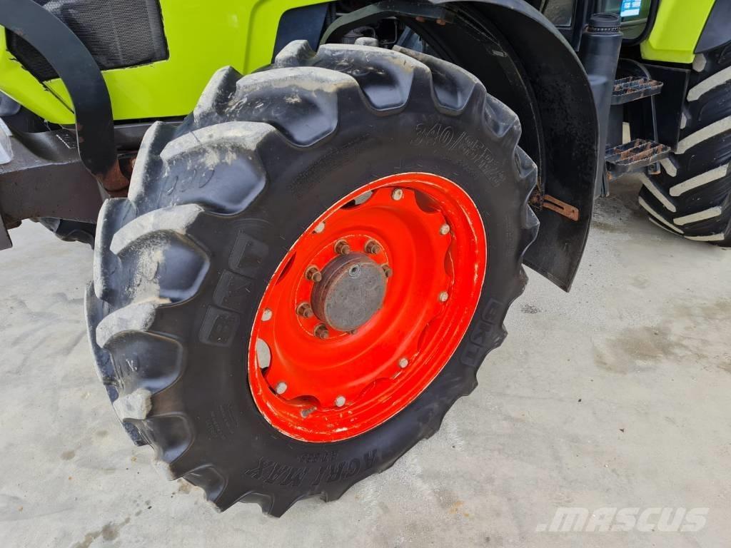 CLAAS Arion 410 Tractoare