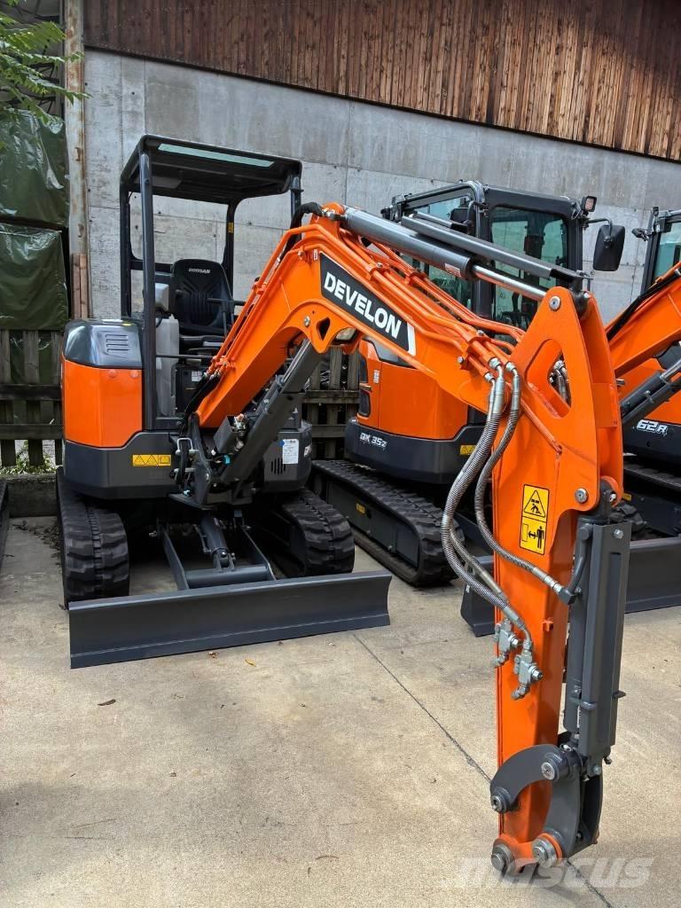 Develon DX 27 Z-7 Mini excavatoare < 7t