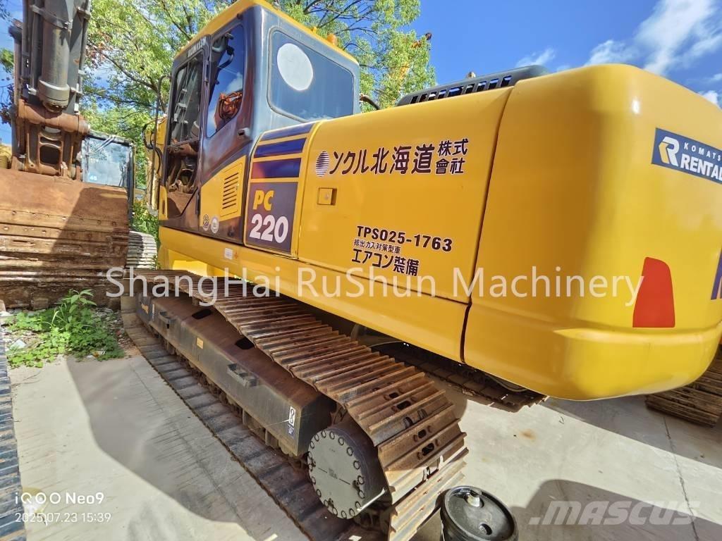 Komatsu 220-7 Excavatoare pe șenile

