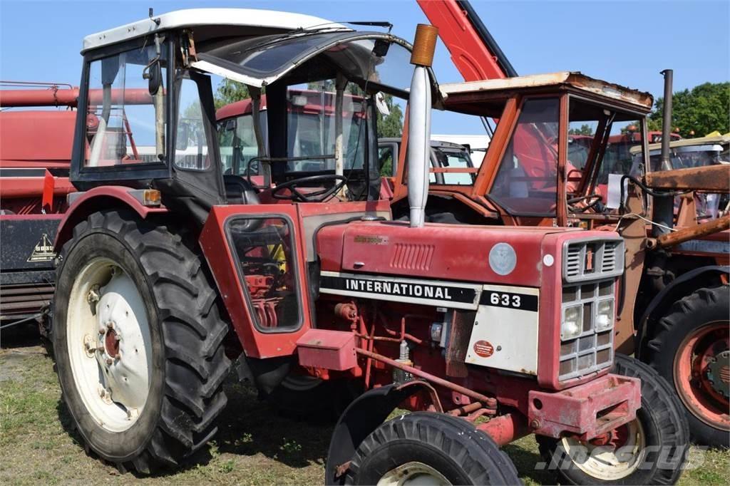Case IH 733 Tractoare