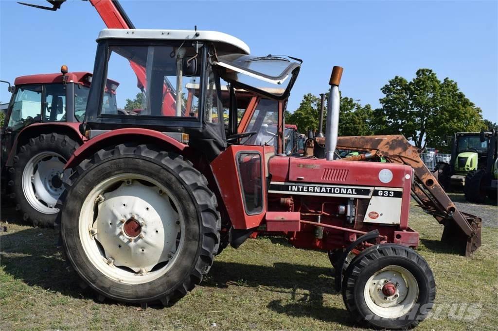 Case IH 733 Tractoare