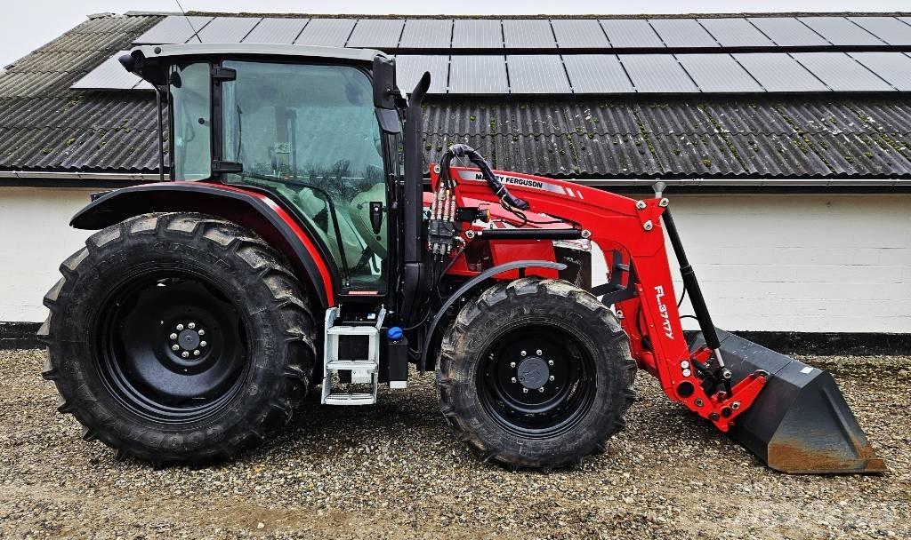 Massey Ferguson 5708 Tractoare