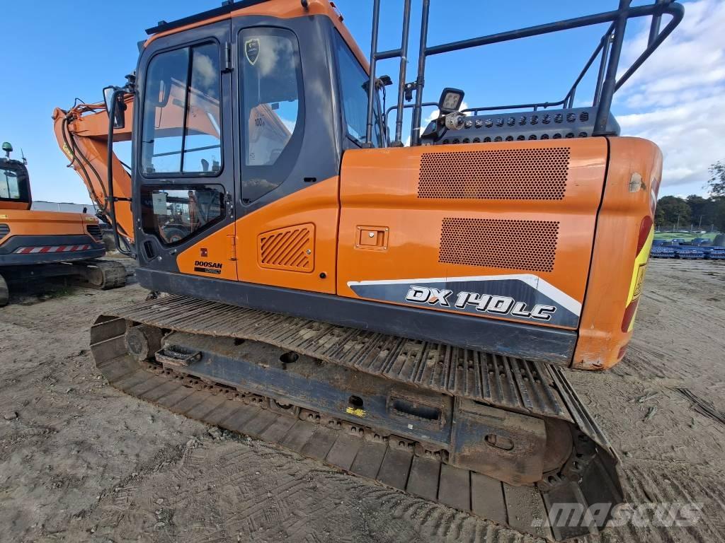 Doosan DX140LC-7 Excavatoare pe șenile
