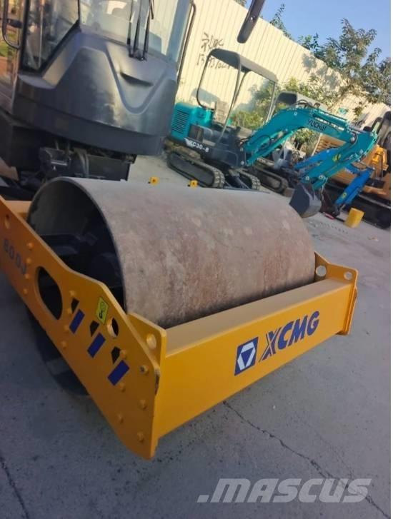XCMG XS 800 J Compactoare monocilindrice