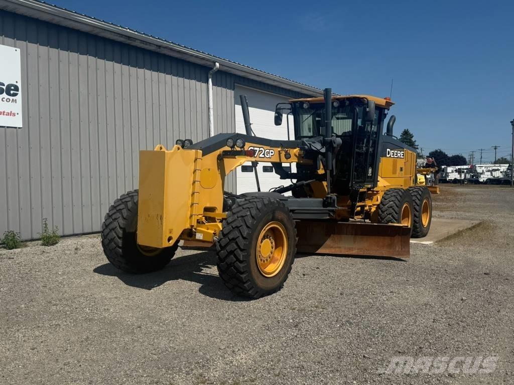 John Deere 672 GP Gredere