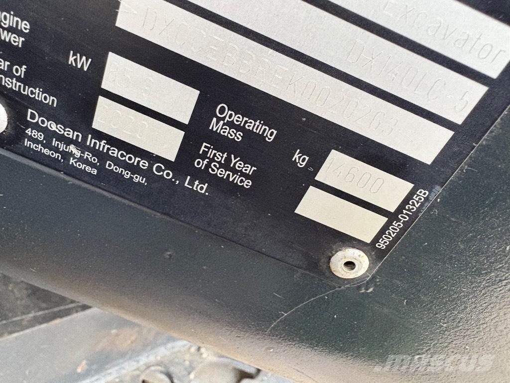 Doosan DX 140 LC Excavatoare pe șenile
