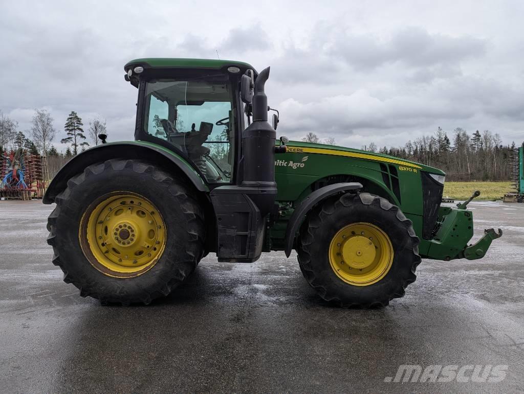 John Deere 8370 R Tractoare