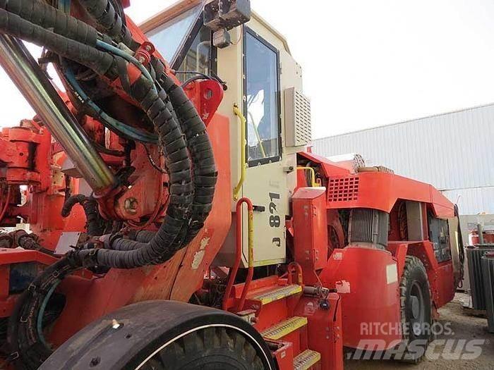 Sandvik DT 821 SC Echipamente de forare la suprafata