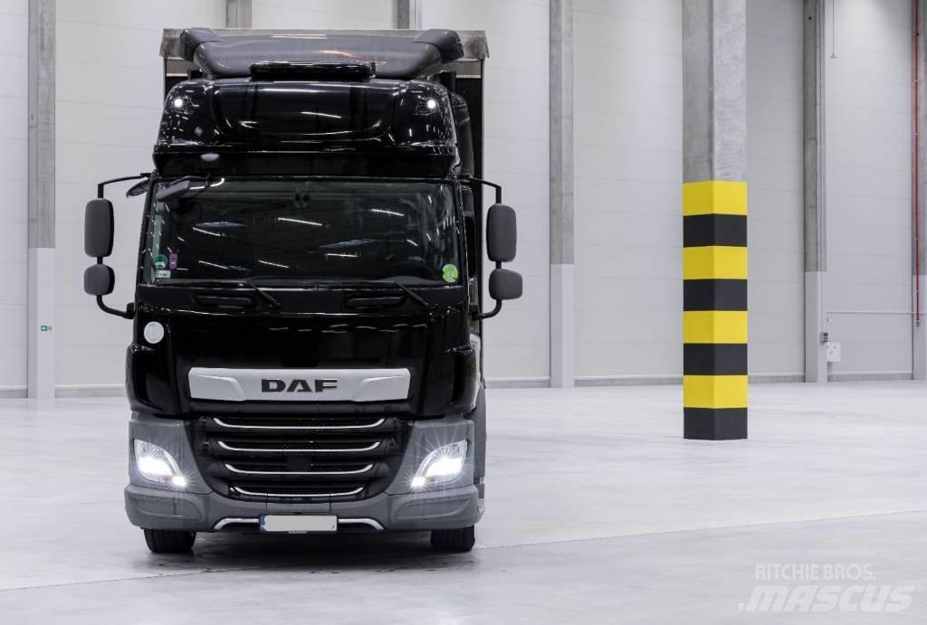 DAF CF FA370 Camion cu prelata