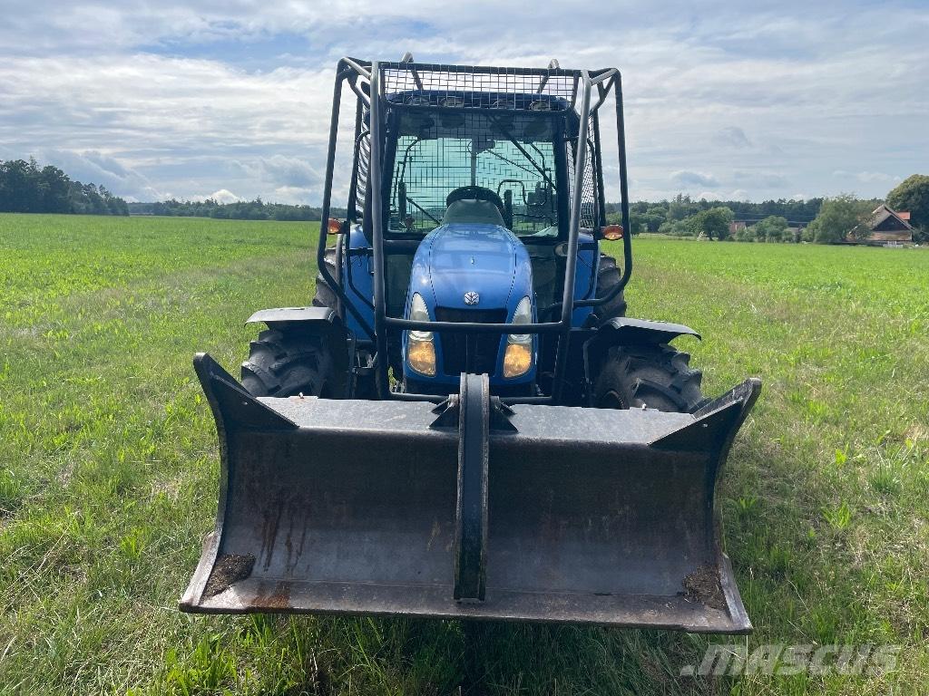 New Holland  T5050 Tractoare forestiere